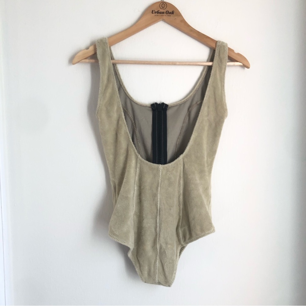 Lisa Marie Fernandez size II (4-6) Beige Terrycloth Zip Front One Piece Swimsuit - Picture 6 of 11